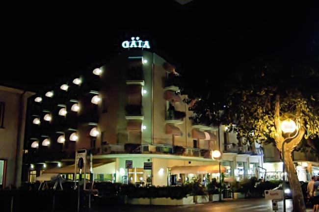 Hotel Gaia Rimini Buitenkant foto